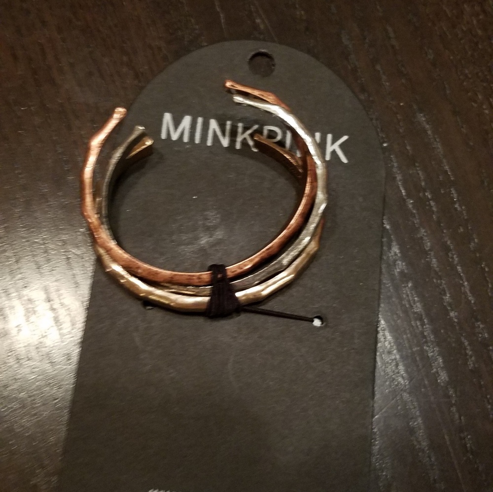 1 left! Minkpink twig trio bracelet